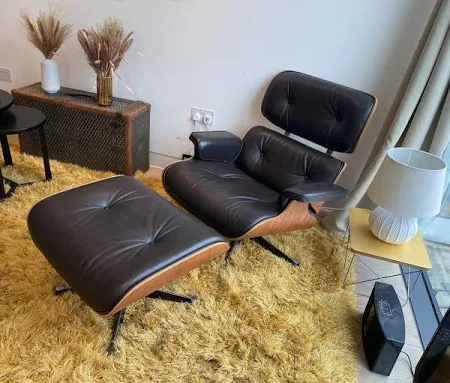 How to Choose the Perfect Eames Lounge Chairs for Your Home