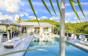 luxury villa rental in Antigua