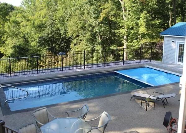 fiberglass swimming pool installers