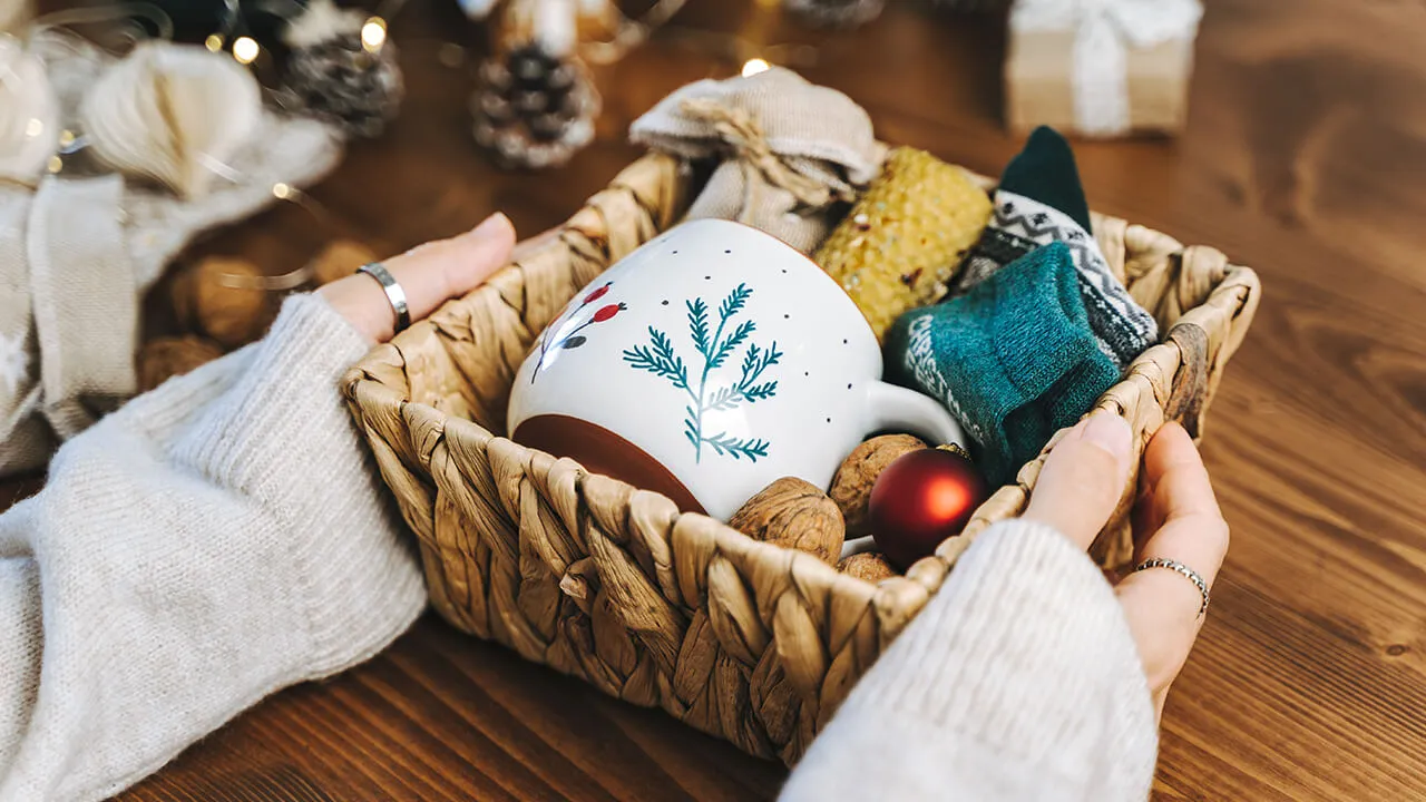 How to Choose the Perfect Christmas Present on a Budget