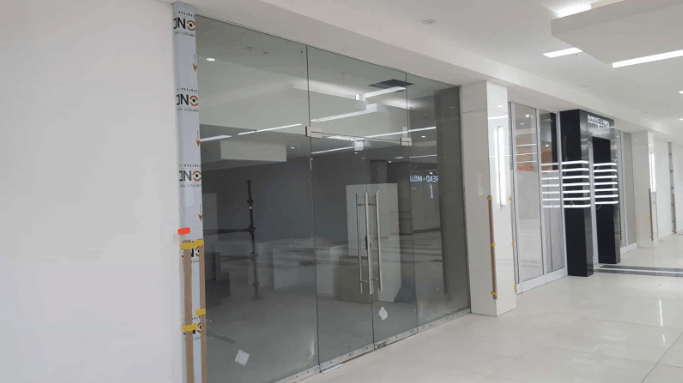 Toughened Glass Shopfronts