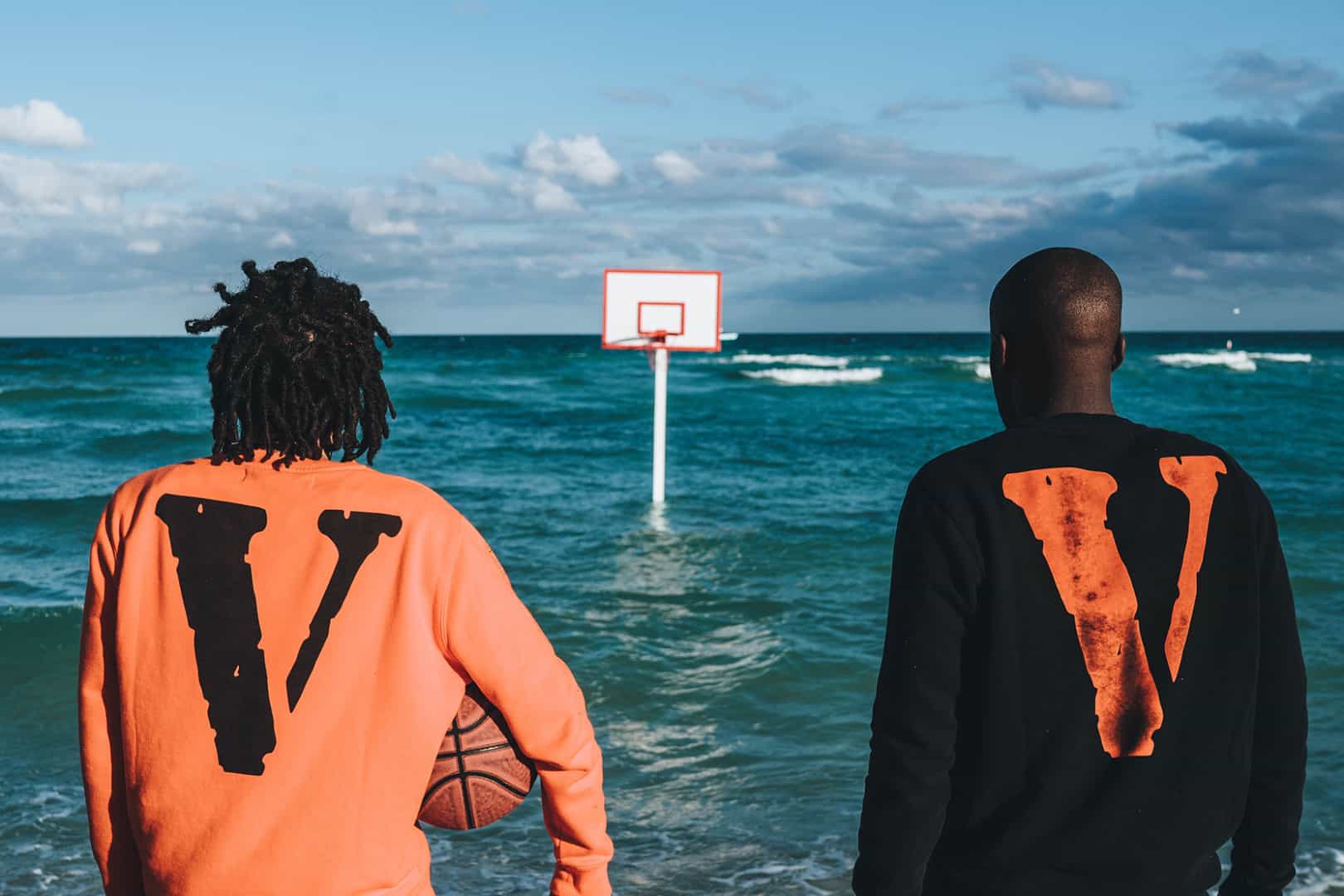 The Ultimate Guide to Vlone Hoodie: Style, Quality, and Everything You Need to Know