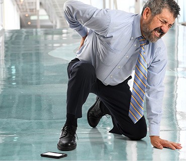 back pain doctor clifton