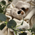 Natural wool baby slippers