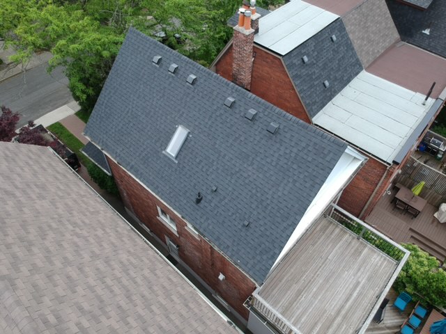 Best flat roofing company Toronto