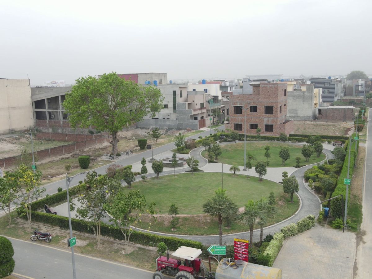 commercial property for sale in Lahore