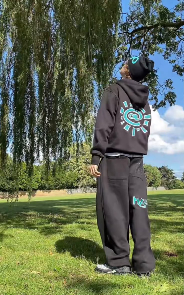 From Chill to Chic in the Adwysd Hoodie Clothing