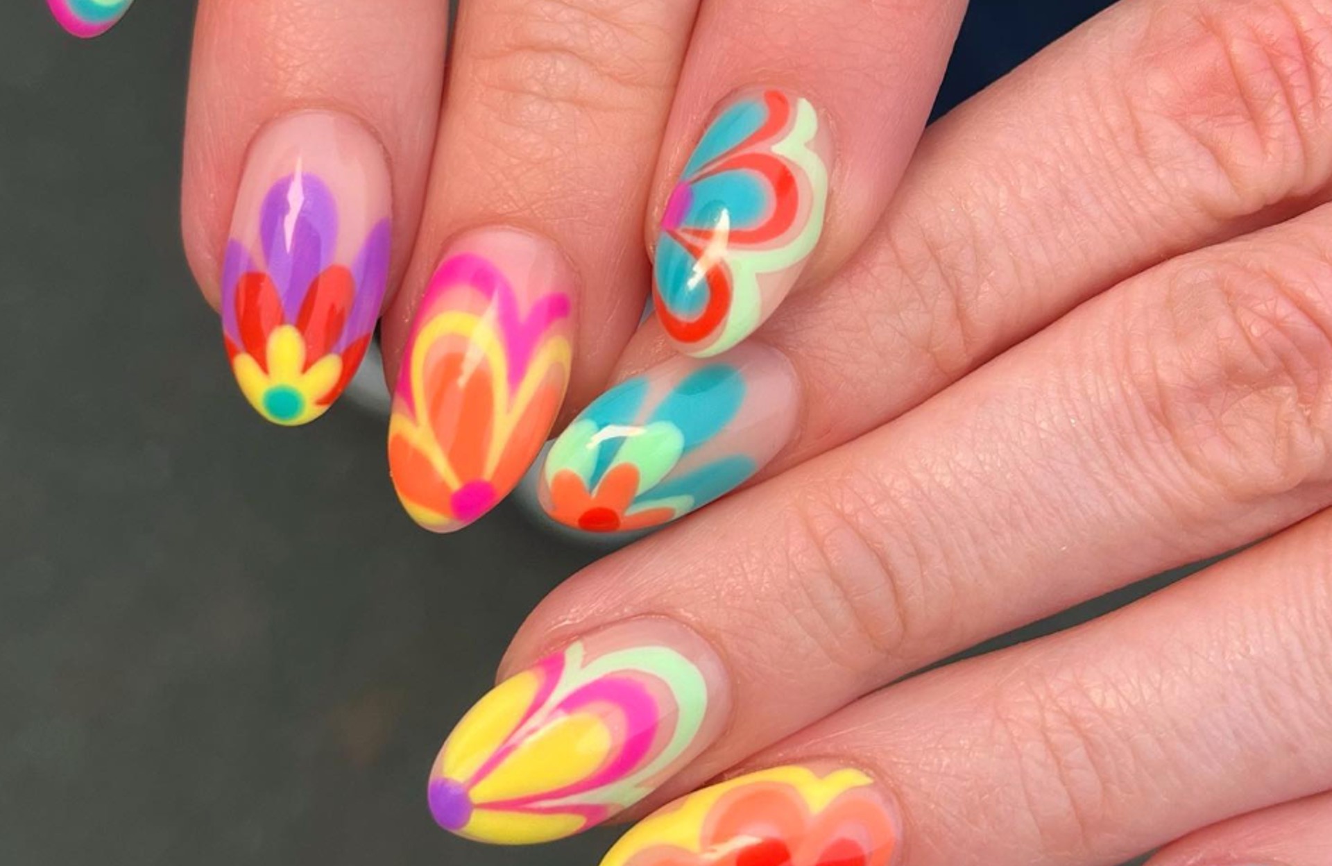 nail salon in thane