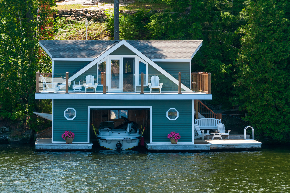 Is a Boat House a Good Investment for Waterfront Living?